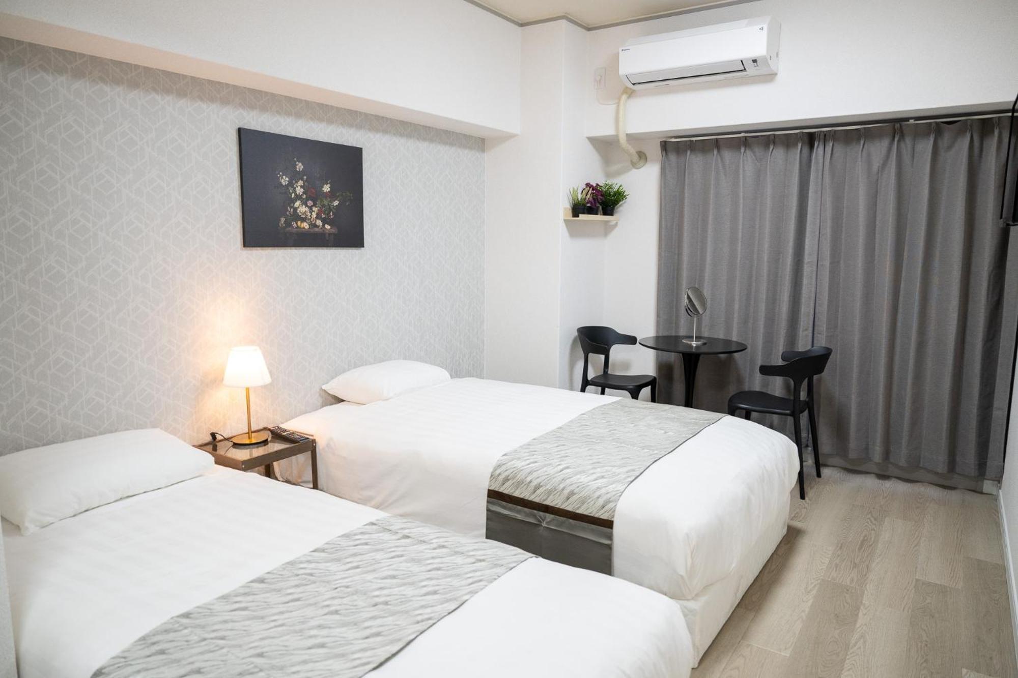 嵐 難波西 民宿 Bed And Breakfast Осака Экстерьер фото