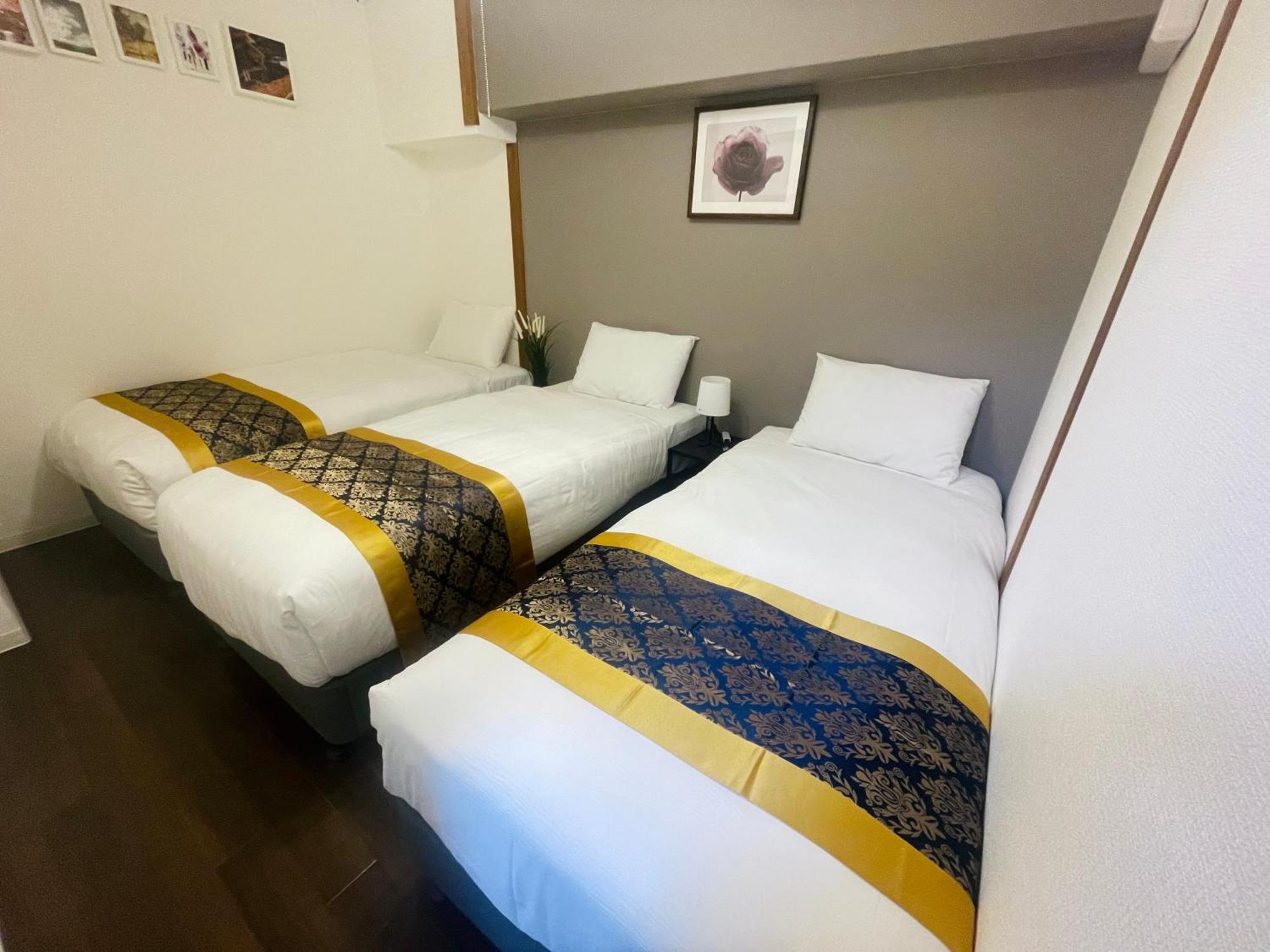 嵐 難波西 民宿 Bed And Breakfast Осака Экстерьер фото